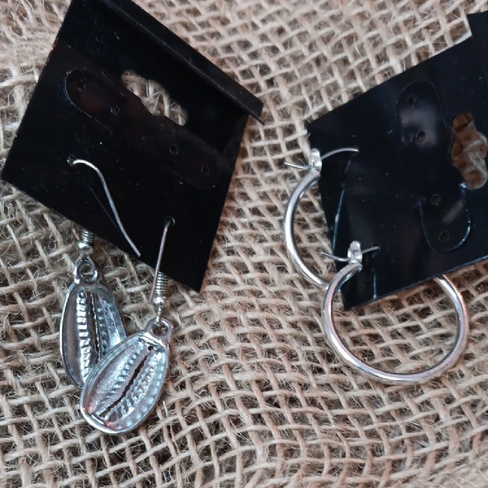 Silver Shell and Hoop Earrings Set - Picture 6 of 7